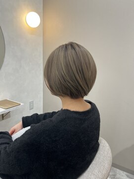 ベル(Velle) ショートボブ