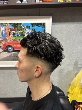 グロウヘアワークス(grow hair works) パーマベーシック×スキンフェード