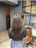 シンプルなのに洗練された透明感カラー／髪質改善トリートメント