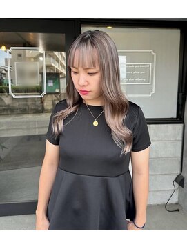 ヌエン 渋谷(NU/EN) ミルクティーグレージュバレイヤージュ