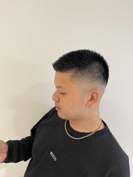 ハレケメリディッシュ(HAREKE meridish) フェードカット