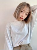 王道グレージュ切りっぱなしボブ