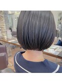 ～重め切りっぱなしボブスタイル～