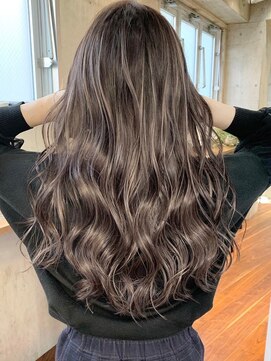 ヨロ 小岩(YOLO) ハイライトカラーミルクティーベージュケアブリーチダブルカラー