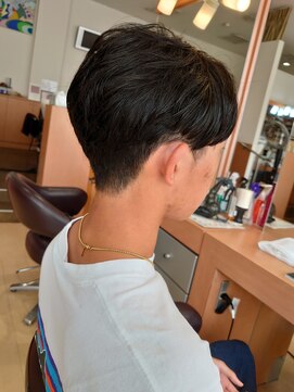 シャンプーボーイ 佐世保駅前店(SHAMPOO BOY) 刈り上げセンターパート　シャンプーボーイ佐世保駅前店