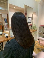 ステラ STELLA ローレイヤー/ナチュラルブラウン/縮毛矯正/髪質改善