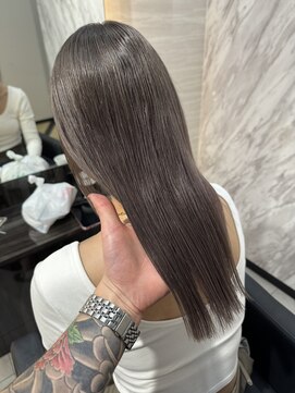 ラピス 大阪アメ村店(Lapis) 艶感グレージュ