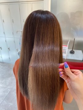 ジーナ 船橋(Zina) 髪質改善*ロングレイヤーグレーベージュ*美髪【Zina船橋】