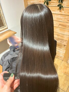 ヘアリゾート粋 新宿三丁目本店 髪質改善/艶髪/ストレート/ロング