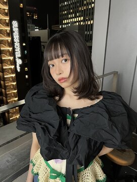 キイ ギンザ(k.e.y GINZA) ミディアムレイヤー