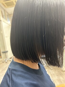 フレンズ 平岡店(friend's) 【札幌平岡　ぱっつんボブ　藤原有貴】