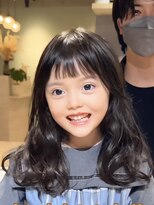 ティア(Tia.)&nbsp;（キッズカット/オン眉/ハーフ/艶髪トリートメント）