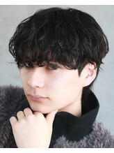 エイル 北堀江(Eir)&nbsp;シャドウパーマ　ダウンパーマ  無造作　韓国風　骨格補正