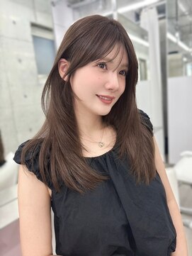 アリュウル 表参道 青山(Allure) ショコラグレージュ×レイヤーヘア 透明感カラー.大人可愛いヘア