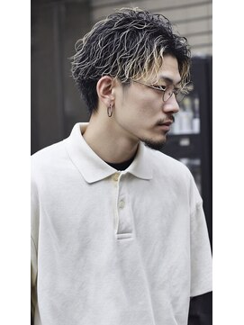 ノイエ 原宿 北参道(NoIE) フェザーパーマシャドウパーマダークブラウンニュアンスパーマ