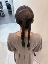 エクリジユウガオカ(equri Jiyugaoka)&nbsp;タイトアレンジ/ヘアセット