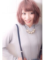 オーロ(ORO)&nbsp;重めボブはピンクカラーで透明感アップヘア