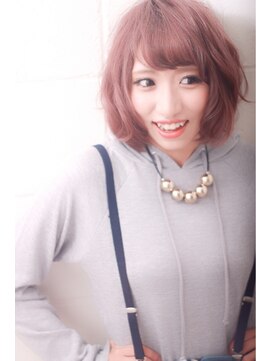 オーロ(ORO) 重めボブはピンクカラーで透明感アップヘア