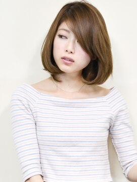 パティオン(PATIONN) 30代40代のためのふんわりシルエット美人ママさん前髪長めボブ