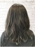 ゆる巻きヘアースタイル