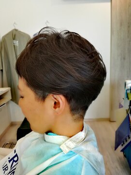 ヘアー ラウンジ クルージー(Hair Lounge CRUSIE) ブロックショート。