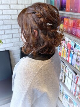 アエラスラナ 相模大野(Aeolus Lana) 編み込みボブハーフアップstyle