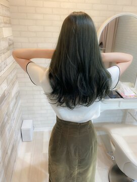 マーリャヘアー(mallia hair) レイヤースタイルレイヤーカットロングレイヤー小顔スタイル