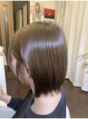 ショートボブ