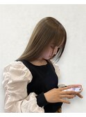ミルクティーベージュ