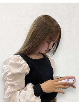 ラ ヴィ ベル(La vie Belle) ミルクティーベージュ