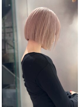 シェリ ヘアデザイン(CHERIE hair design) 《suu.02》コーラルピンクベージュ × ミニボブ