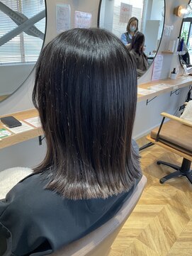 セン バイ エント(sen by emt) 外ハネ＊ミディアムボブ