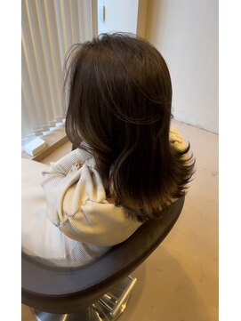 エリスホリエ(Eliss Horie) くびれヘア×オリーブグレー☆