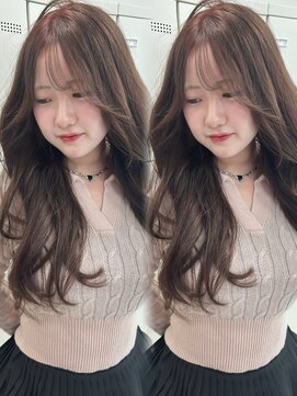 ジゼル(GiseL) ベージュ　ロング　ケアブリーチ