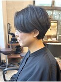 収まるショート