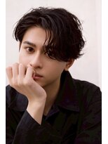 ルーシー 渋谷(LUCEY)&nbsp;センターパートフェザーパーマシャドウパーマメンズパーマ