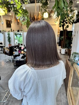 タオ(tao) グレージュボブ