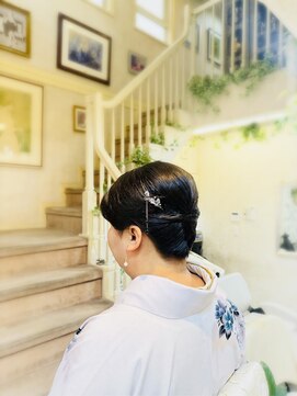 美容室 ティンカーベル 着物ヘア