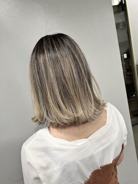 オリ(‘Oli) バレイヤージュ