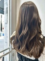 クロト(Clotho)&nbsp;アッシュベージュ/白髪ぼかしハイライトブリーチカラー