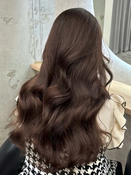 アロ 大阪梅田(alo) 【苗代萌】暖色系のブラウンカラー