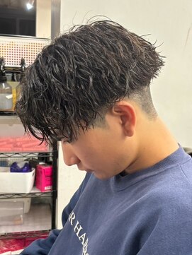 エルマーク 京都駅前(L-MARK) ツイストスパイラル/スパイラルパーマ/メンズ/マッシュ/眉毛