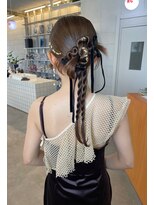 ノード(NODO) タイトお呼ばれヘアアレンジ