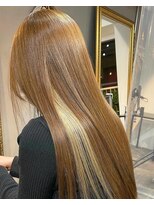 グリード ヘアー(GREED hair) ベージュカラーとホワイトベージュインナーカラー