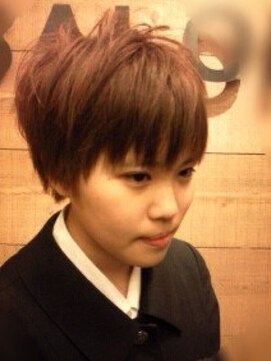 ウィーズヘアー(Weed's Hair) ナチュラルショート