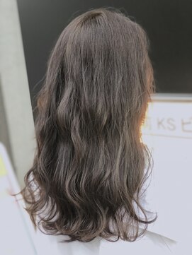 フィルモルメール(FILMORMALE) オリーブアッシュブラウンカラー☆