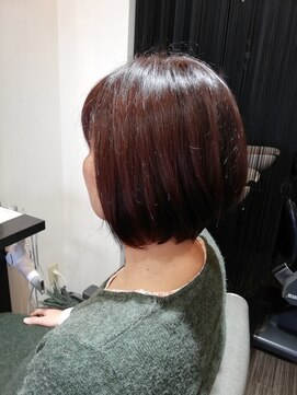 ヘアーズミンク ハグラザキ(Hairs mink Hagurazaki) 春色ショートボブ