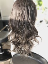 ワンズ 竜王店(ONE'S)&nbsp;グレーグラデーション