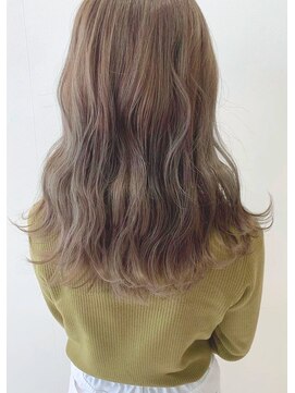 ウエスト(WEST) 透明感◎柔らかオリーブカラー