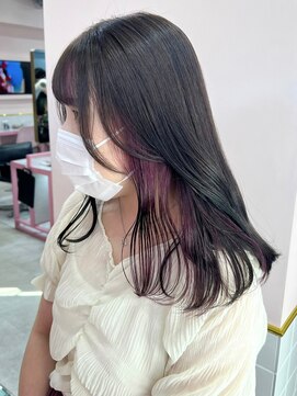 ゲーム バイ アランスミシー 横浜(GAME by Alan Smithee) ブリーチインナーカラーピンクカラー前髪カットトリートメント